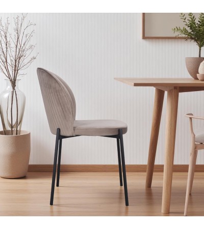 Chaise velours beige, pieds métal "Tudor" Chaise velours beige, pieds métal "Tudor"