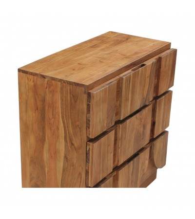 Détail commode Arya en bois massif avec relief sculpté