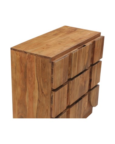 Détail commode Arya en bois massif avec relief sculpté