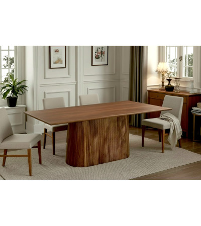 Table de repas en bois massif de manguier dans salle à manger – Modèle Chandra Stanfield